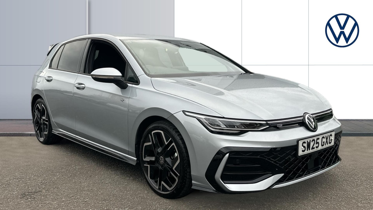 Used Volkswagen Golf 2025 for sale - 76393399: Photo 1