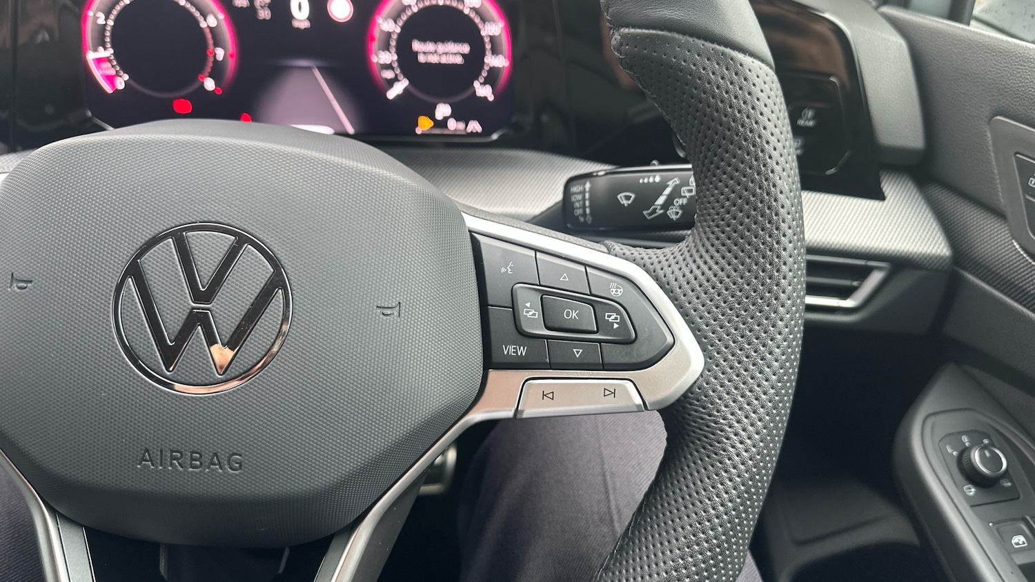 Used Volkswagen Golf 2025 for sale - 76393399: Photo 17