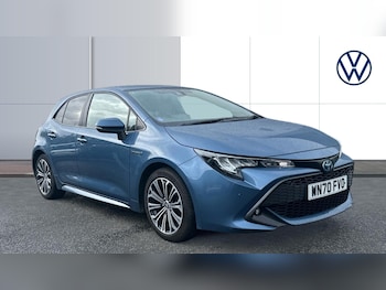 2020 (70) - 1.8 VVT-i Hybrid Design 5dr CVT Hybrid Hatchback