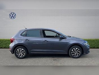 Used Volkswagen Polo 2024 for sale - 78593907: Photo