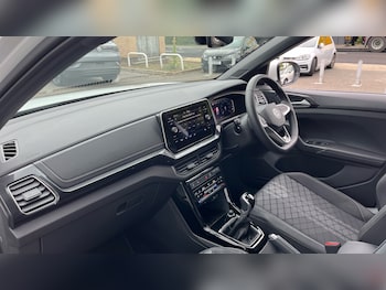 Used Volkswagen T-Cross 2025 for sale - 75869792: Photo