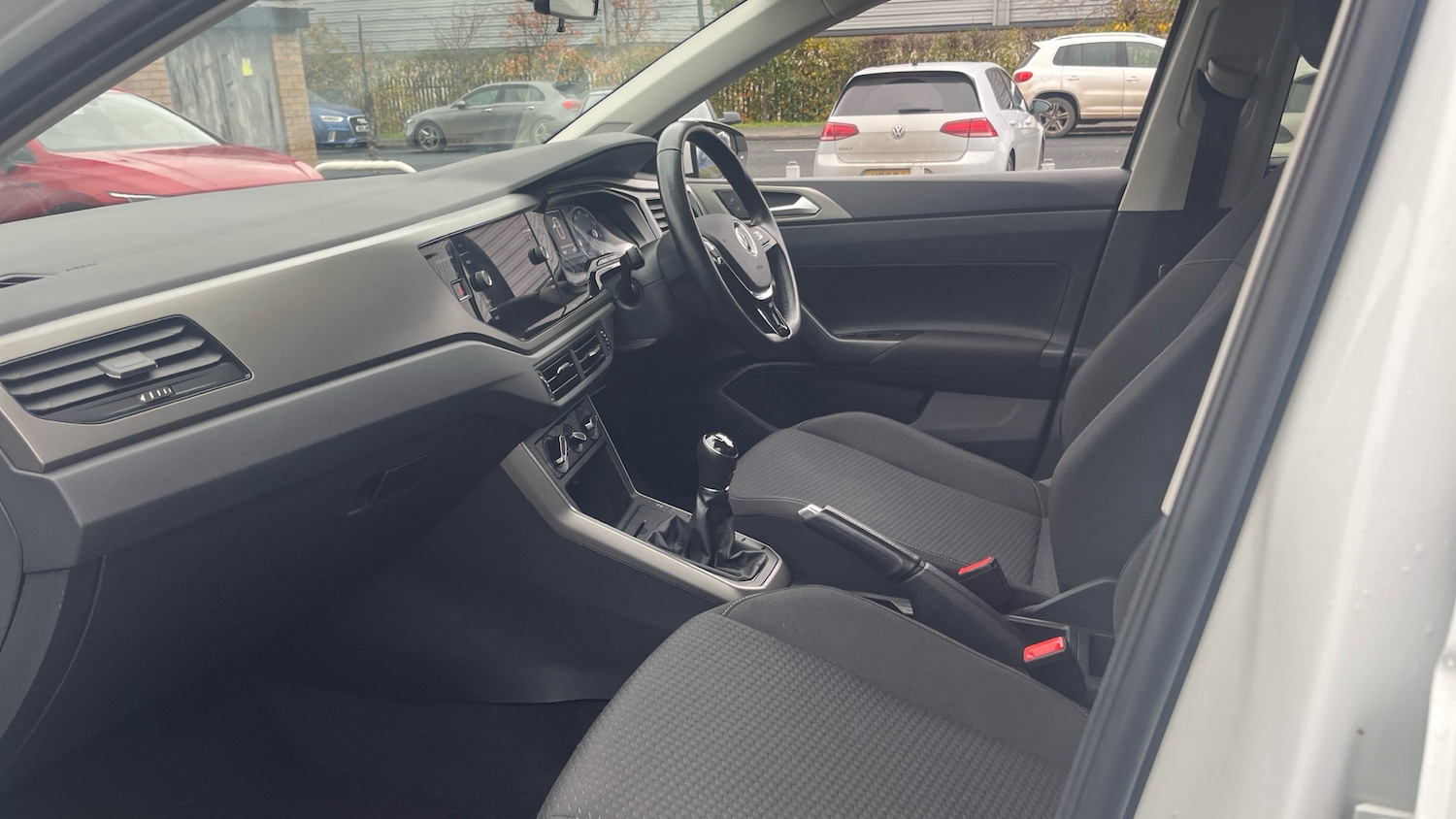 Used Volkswagen Polo 2021 for sale - 76541724: Photo 2