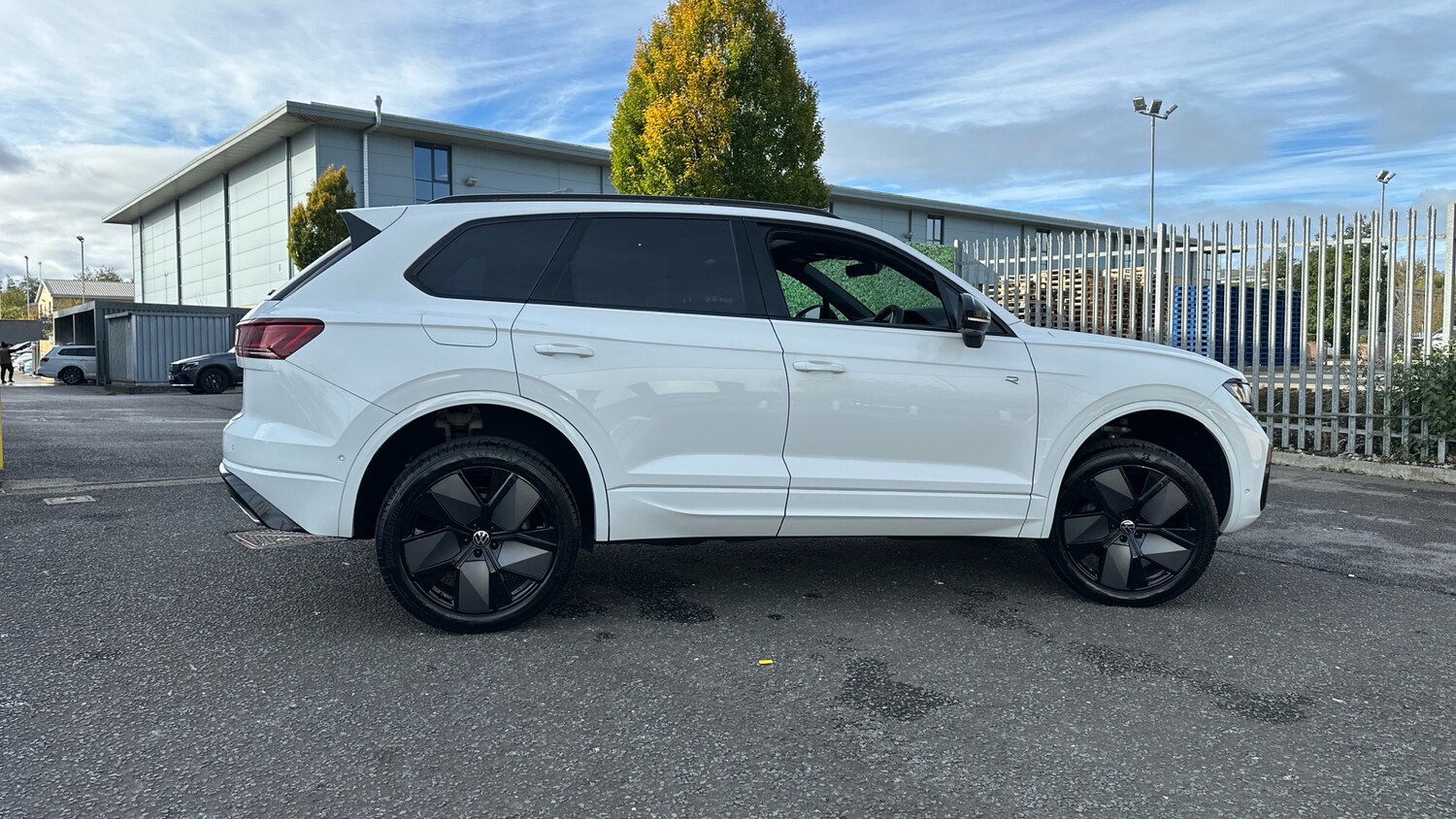 Used Volkswagen Touareg 2025 for sale - 76340966: Photo 34