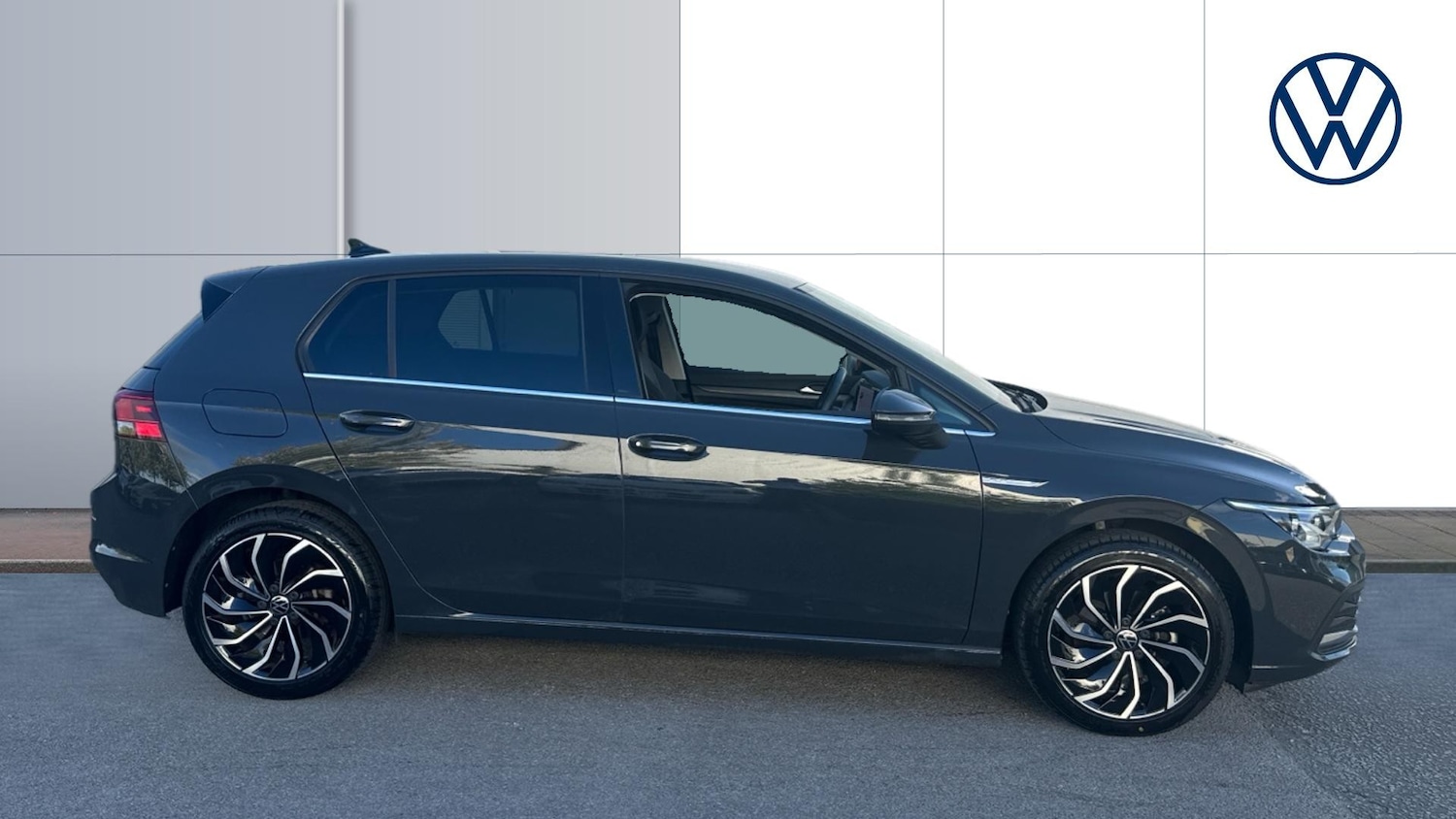Used Volkswagen Golf 2023 for sale - 76159859: Photo 4
