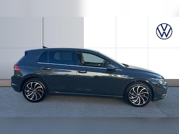 Used Volkswagen Golf 2023 for sale - 76159859: Photo 4