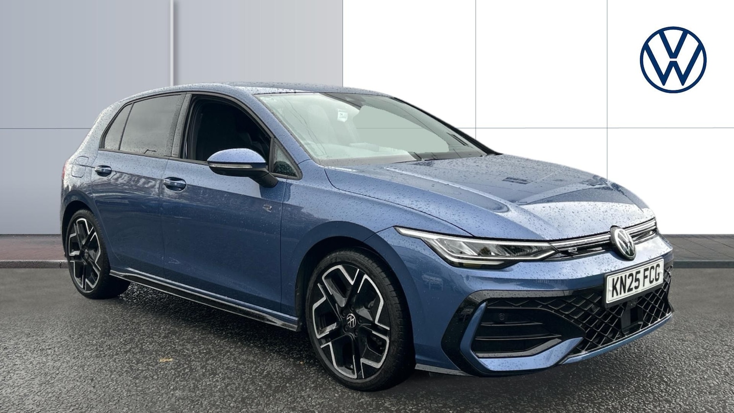Used Volkswagen Golf 2025 for sale - 76340475: Photo 1
