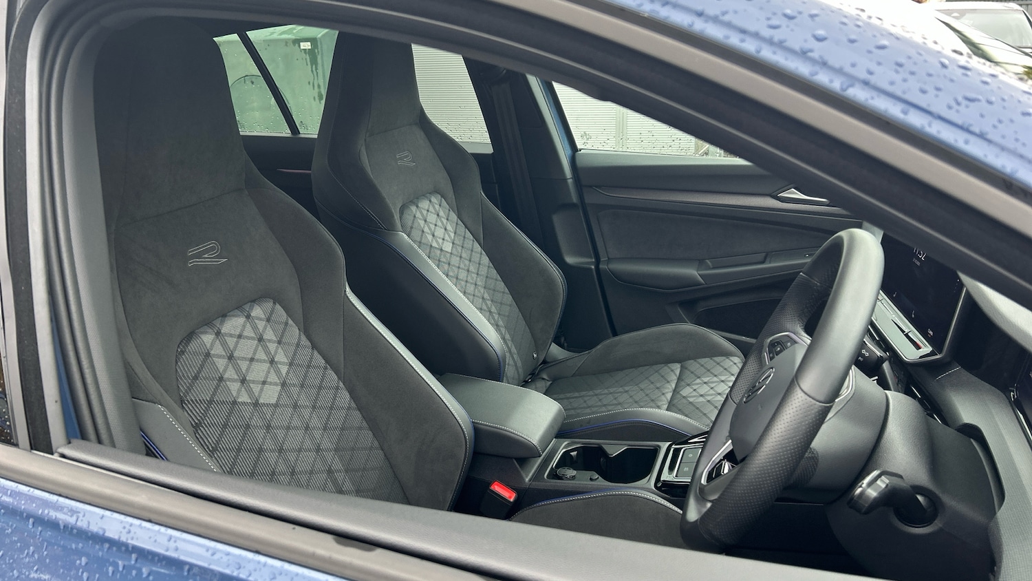 Used Volkswagen Golf 2025 for sale - 76340475: Photo 15