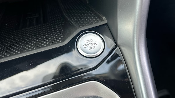 Used Volkswagen T-Roc 2025 for sale - 76222157: Photo 27