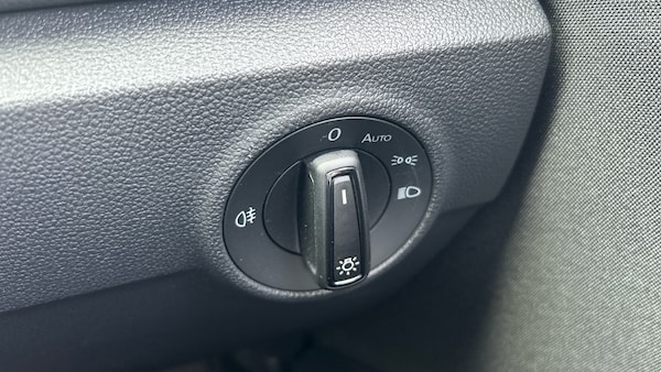 Used Volkswagen T-Roc 2025 for sale - 76222157: Photo 29