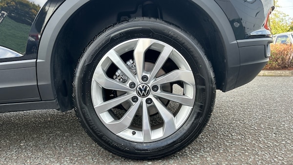 Used Volkswagen T-Roc 2025 for sale - 76222157: Photo 5
