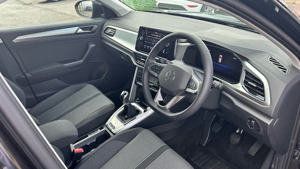 Used Volkswagen T-Roc 2025 for sale - 76222157: Photo 6