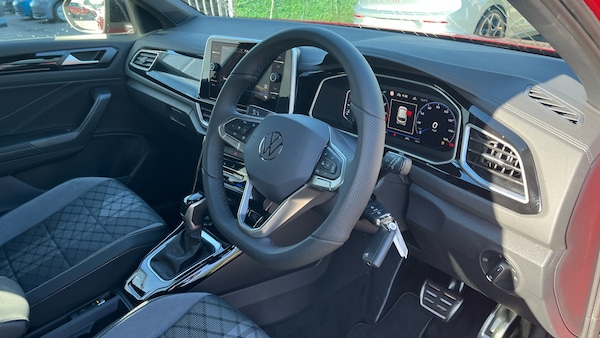 Used Volkswagen T-Roc 2025 for sale - 76063669: Photo 6