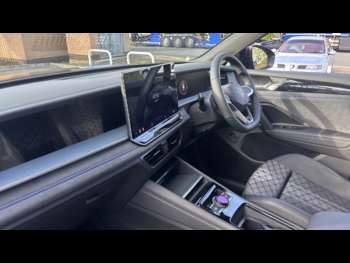 Used Volkswagen Touran 2025 for sale - 75061027: Photo