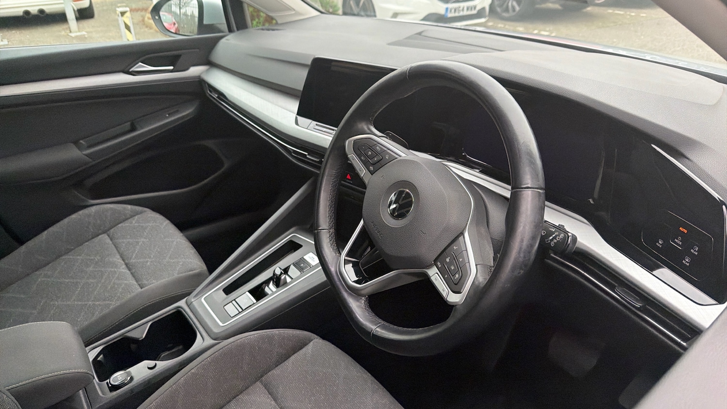 Used Volkswagen Golf 2020 for sale - 77286190: Photo 6