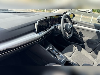 Used Volkswagen Golf 2021 for sale - 79140058: Photo