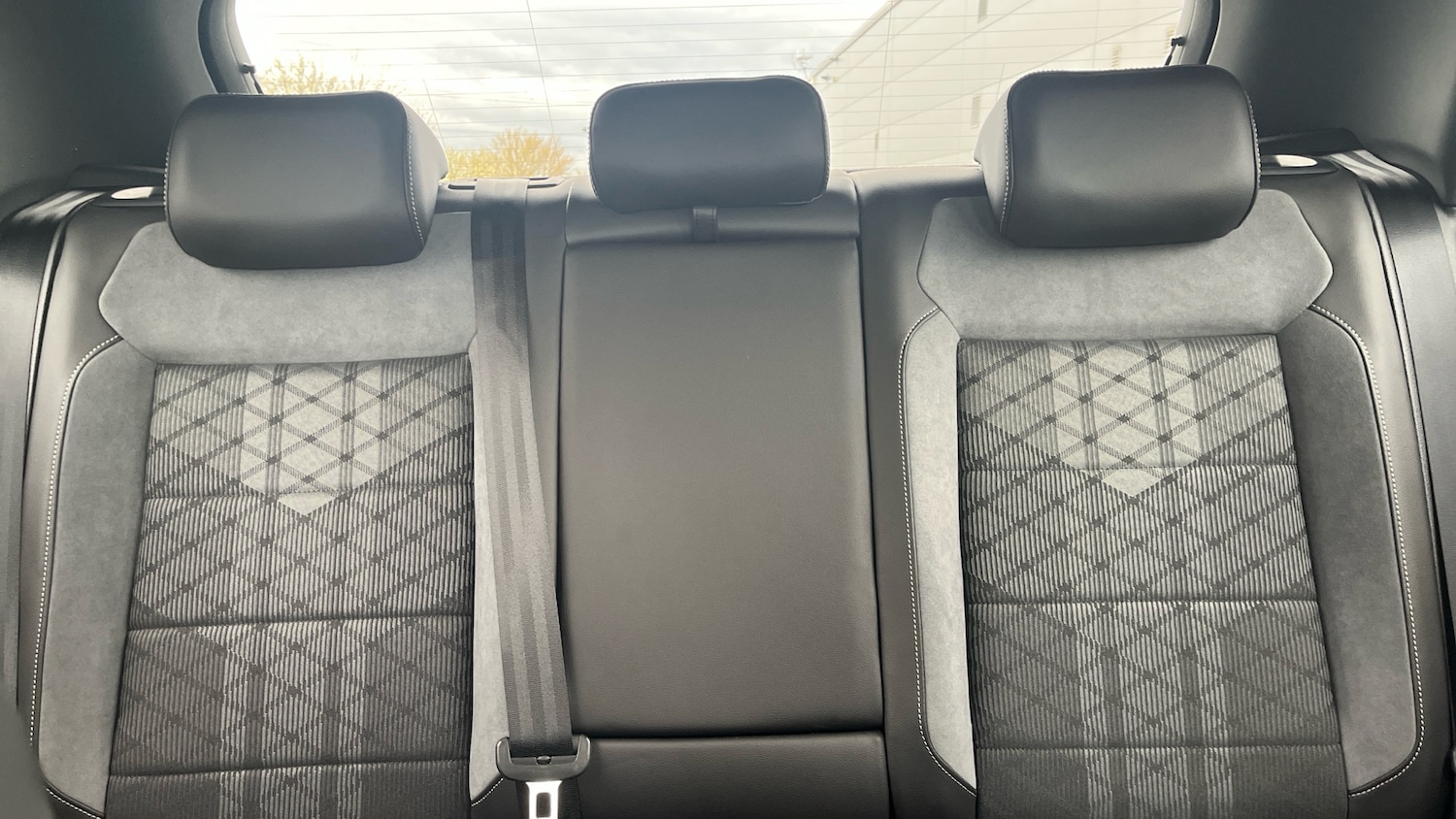 Used Volkswagen T-Roc 2025 for sale - 78109286: Photo 16