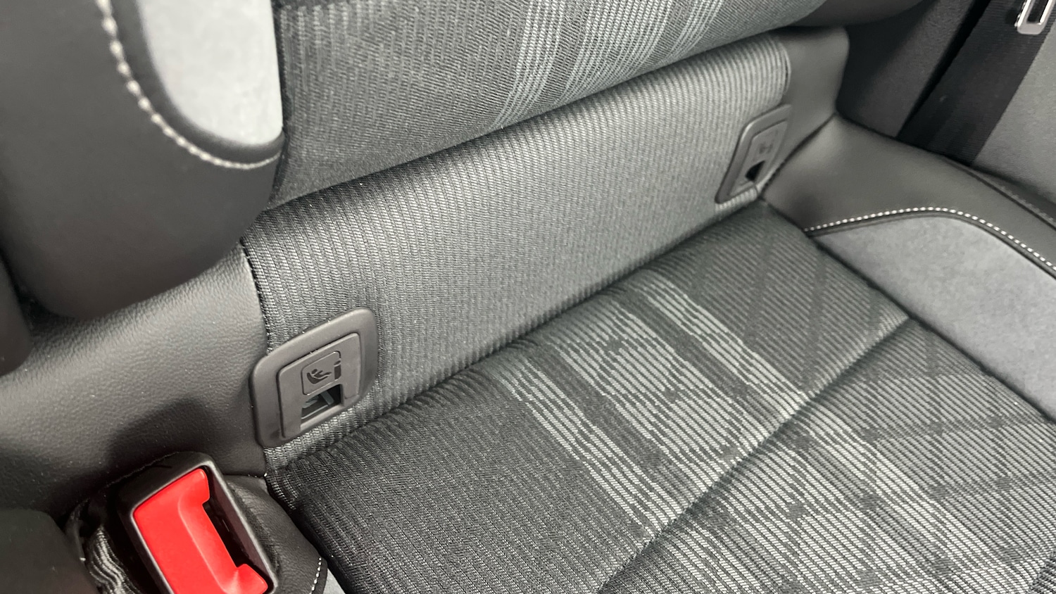 Used Volkswagen T-Roc 2025 for sale - 78109286: Photo 32