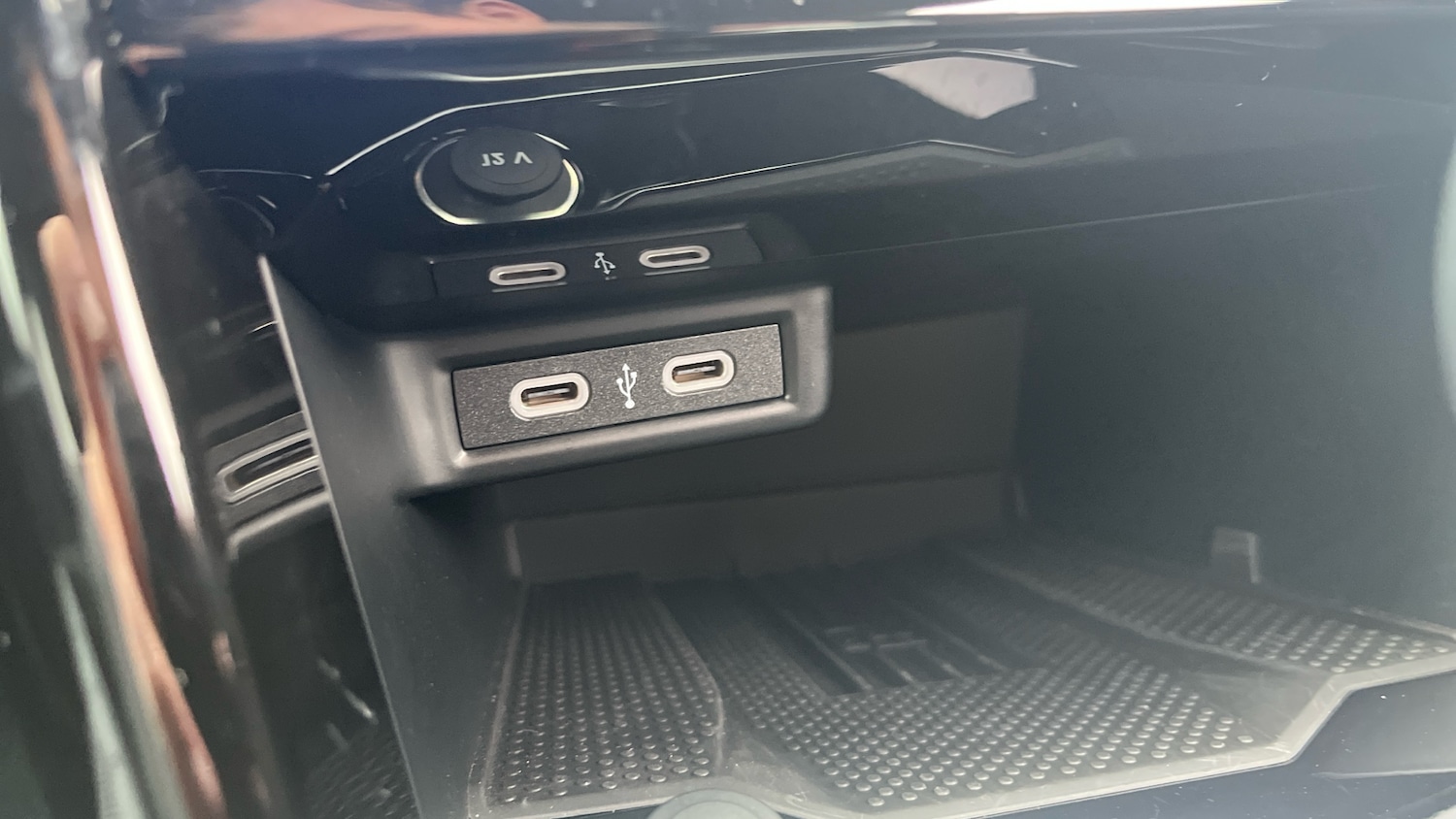 Used Volkswagen T-Roc 2025 for sale - 78109286: Photo 39