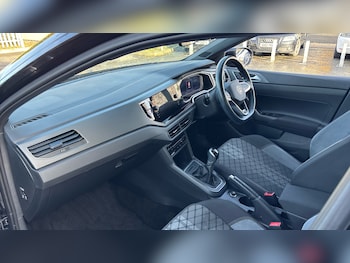 Used Volkswagen Taigo 2023 for sale - 76391624: Photo