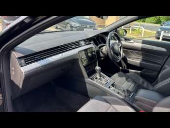 Used Volkswagen Passat 2023 for sale - 74879730: Photo