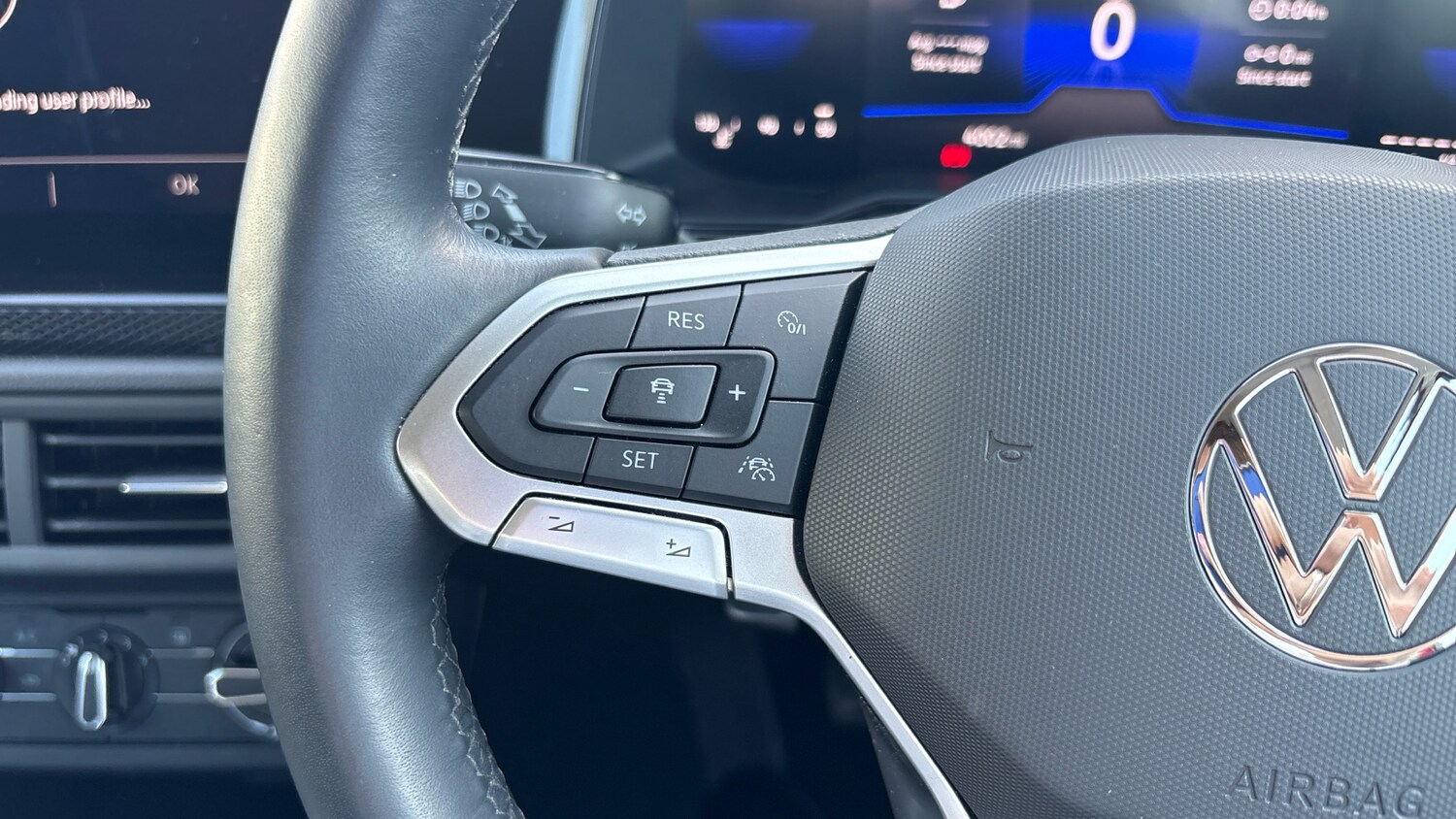 Used Volkswagen Polo 2024 for sale - 77945286: Photo 17