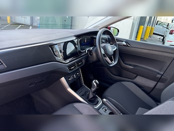 Used Volkswagen Polo 2024 for sale - 77945286: Photo