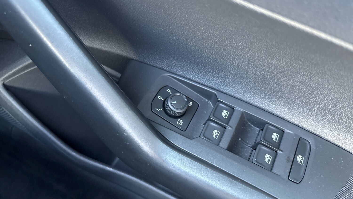 Used Volkswagen Polo 2024 for sale - 77945286: Photo 35