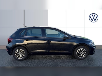 Used Volkswagen Polo 2024 for sale - 76859053: Photo