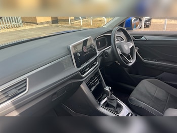Used Volkswagen T-Roc 2025 for sale - 79487064: Photo