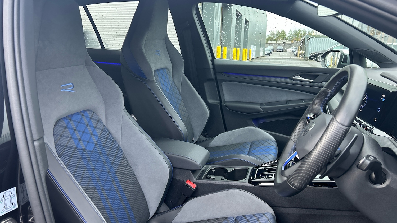 Used Volkswagen Golf 2023 for sale - 76736390: Photo 15