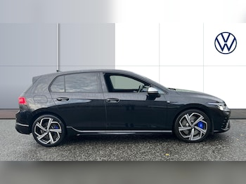 Used Volkswagen Golf 2023 for sale - 76736390: Photo