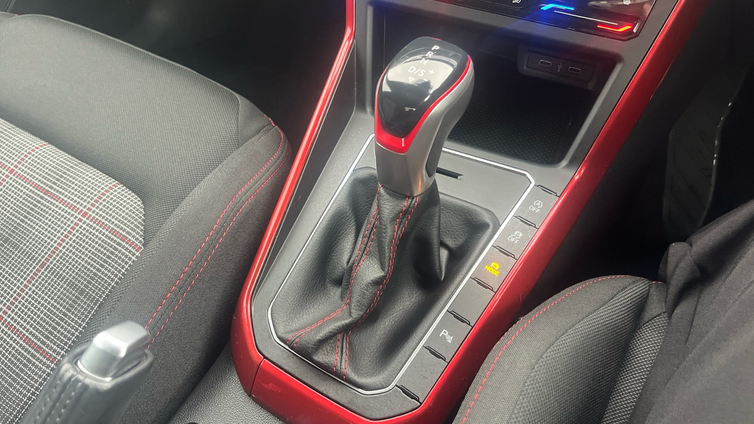 Used Volkswagen Polo 2022 for sale - 76421782: Photo 33