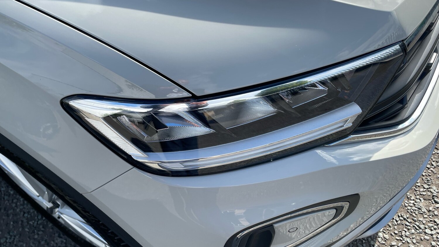 Used Volkswagen T-Roc 2023 for sale - 76329890: Photo 28