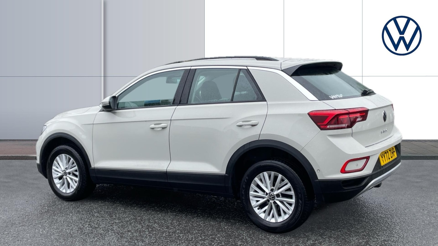 Used Volkswagen T-Roc 2023 for sale - 76329890: Photo 3