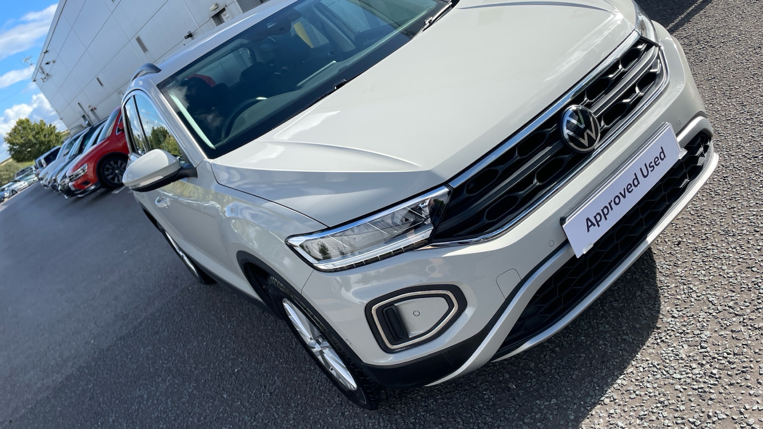 Used Volkswagen T-Roc 2023 for sale - 76329890: Photo 31