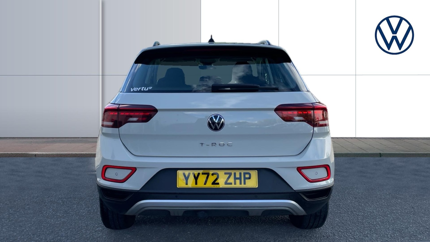 Used Volkswagen T-Roc 2023 for sale - 76329890: Photo 8
