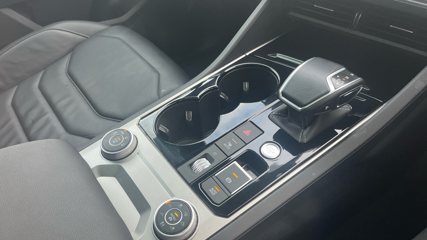 Used Volkswagen Touareg 2021 for sale - 76918144: Photo 14