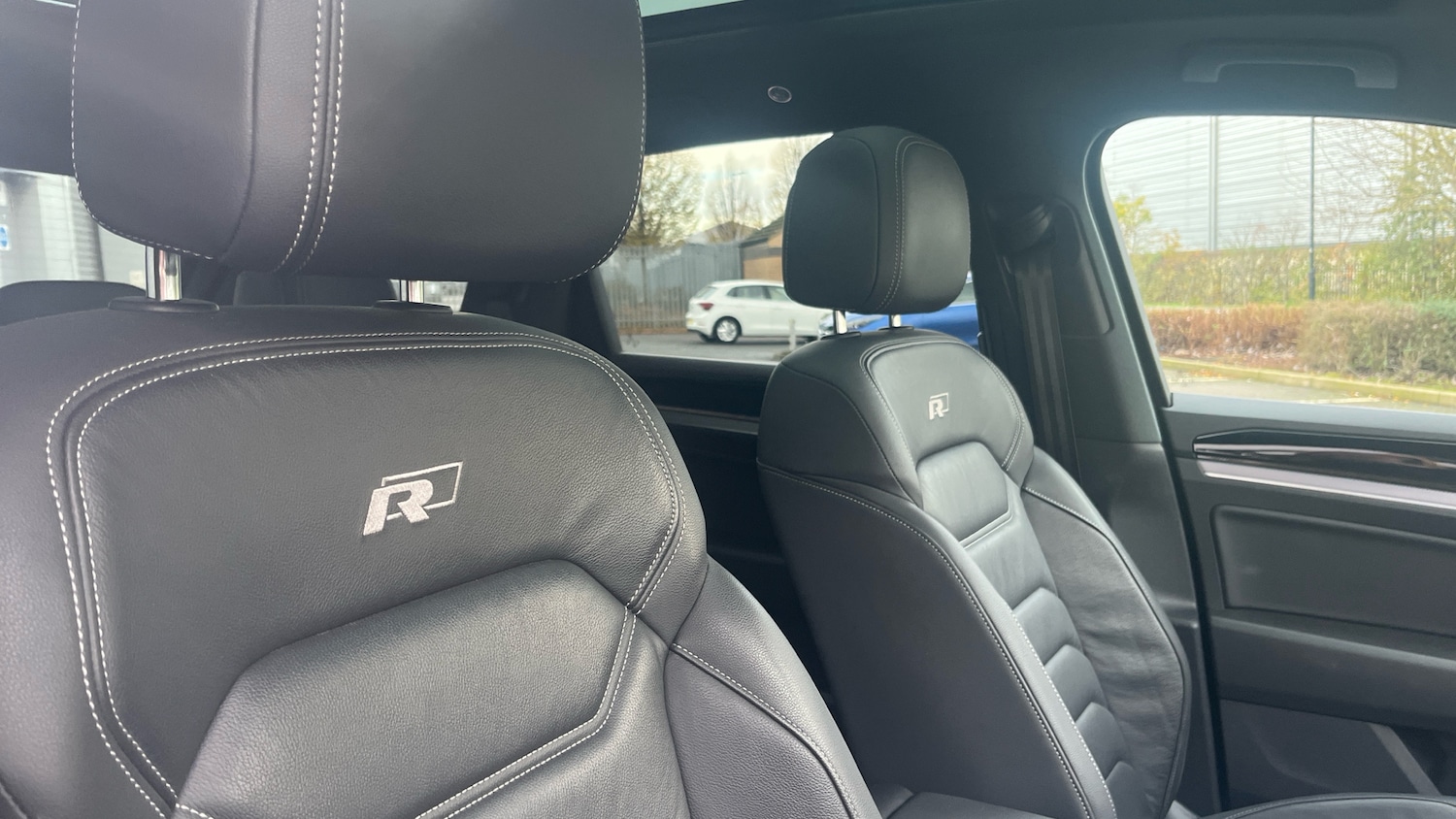 Used Volkswagen Touareg 2021 for sale - 76918144: Photo 31