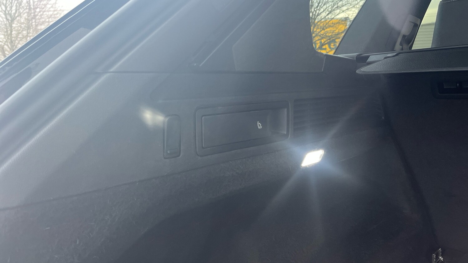 Used Volkswagen Touareg 2021 for sale - 76918144: Photo 41