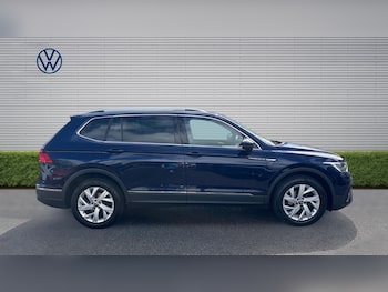 Used Volkswagen Tiguan Allspace 2023 for sale - 78555974: Photo