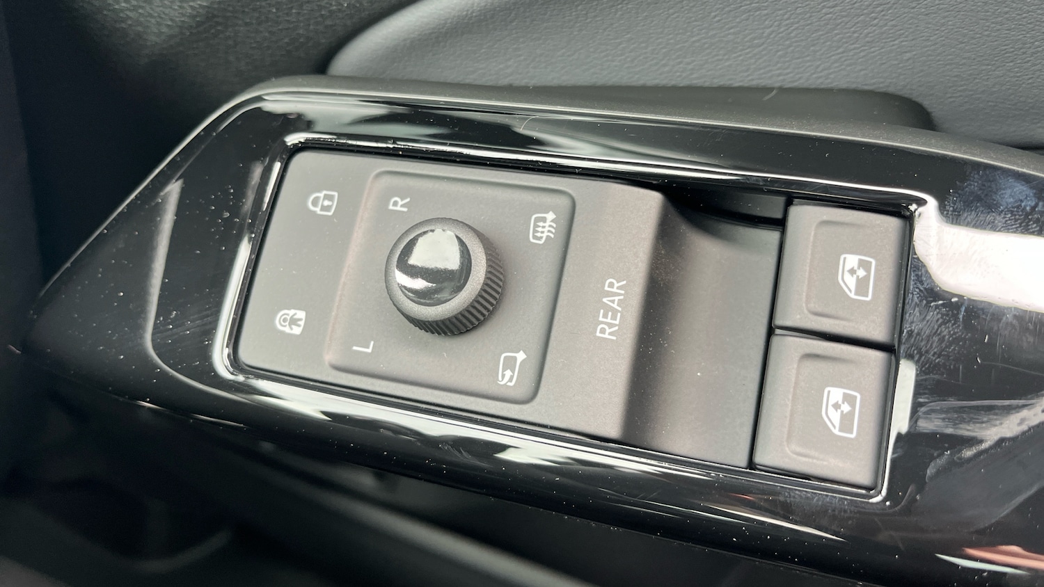 Used Volkswagen ID.4 2025 for sale - 76776316: Photo 36