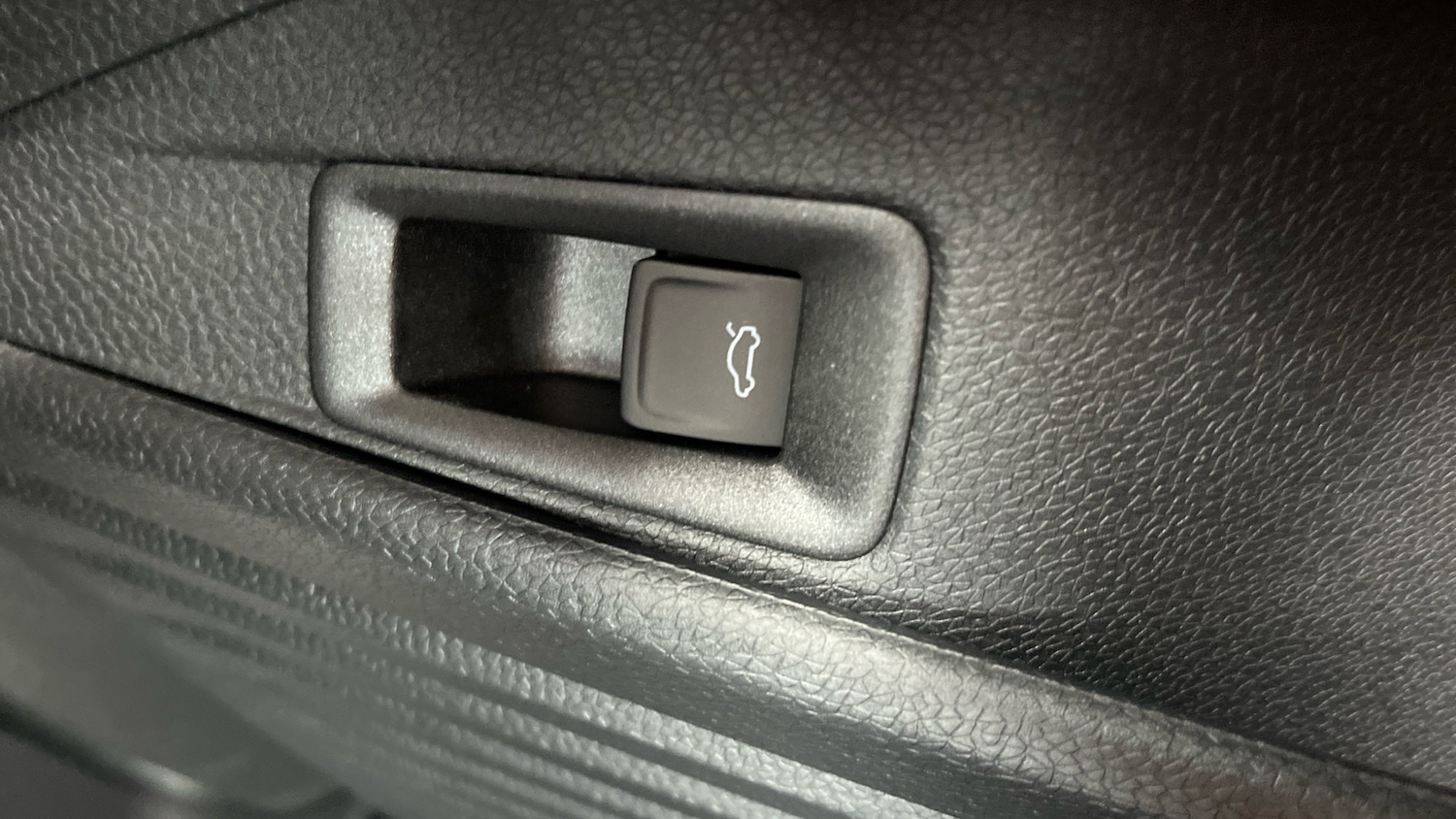 Used Volkswagen ID.4 2025 for sale - 76776316: Photo 38