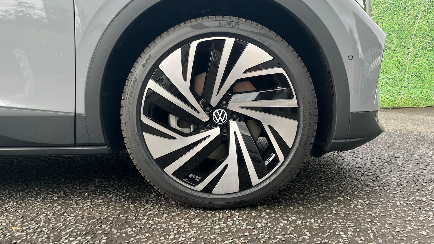 Used Volkswagen ID.4 2025 for sale - 76776316: Photo 5