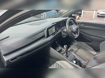 Used Volkswagen Golf 2022 for sale - 75650882: Photo