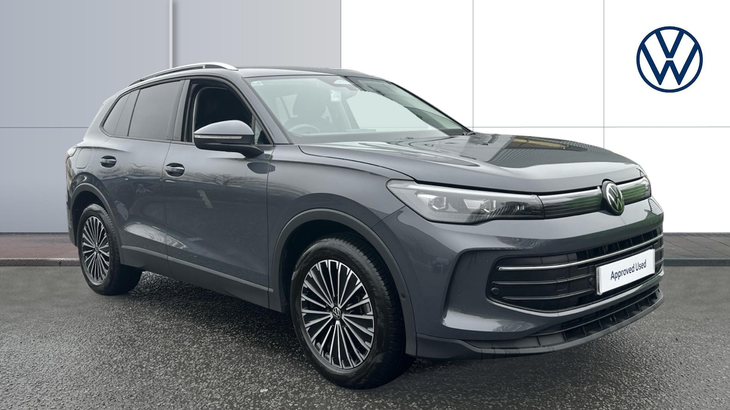 Used Volkswagen Tiguan 2024 for sale - 77323814: Photo 1