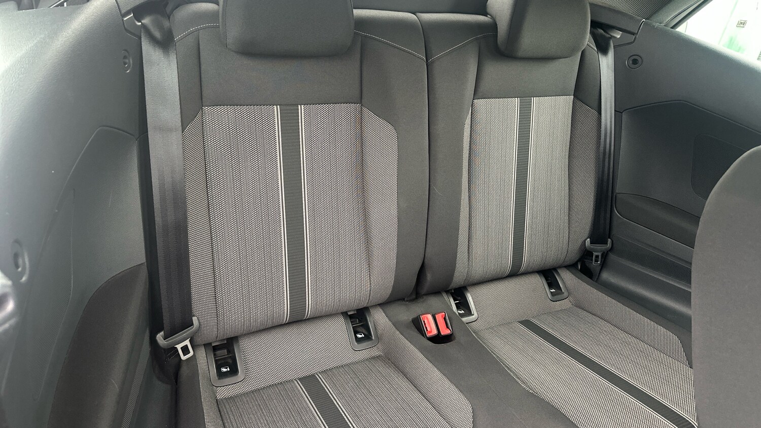 Used Volkswagen T-Roc 2022 for sale - 76252264: Photo 16