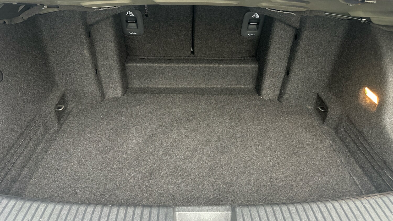 Used Volkswagen T-Roc 2022 for sale - 76252264: Photo 20