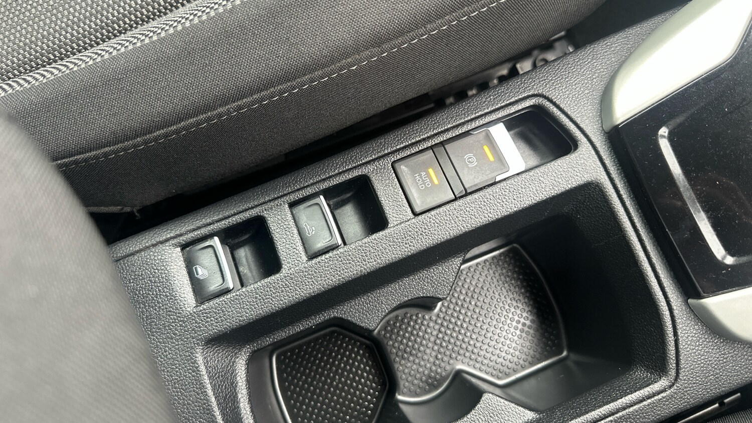 Used Volkswagen T-Roc 2022 for sale - 76252264: Photo 29