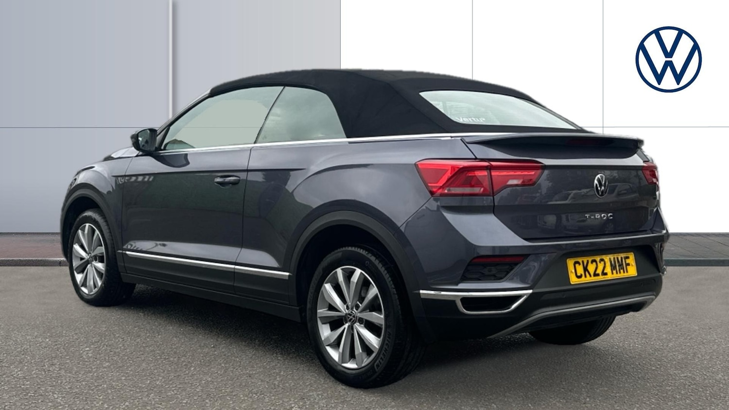 Used Volkswagen T-Roc 2022 for sale - 76252264: Photo 3