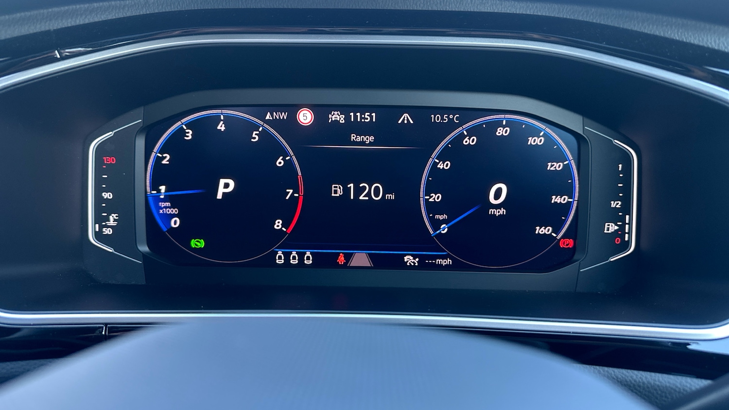 Used Volkswagen T-Roc 2024 for sale - 76859046: Photo 11